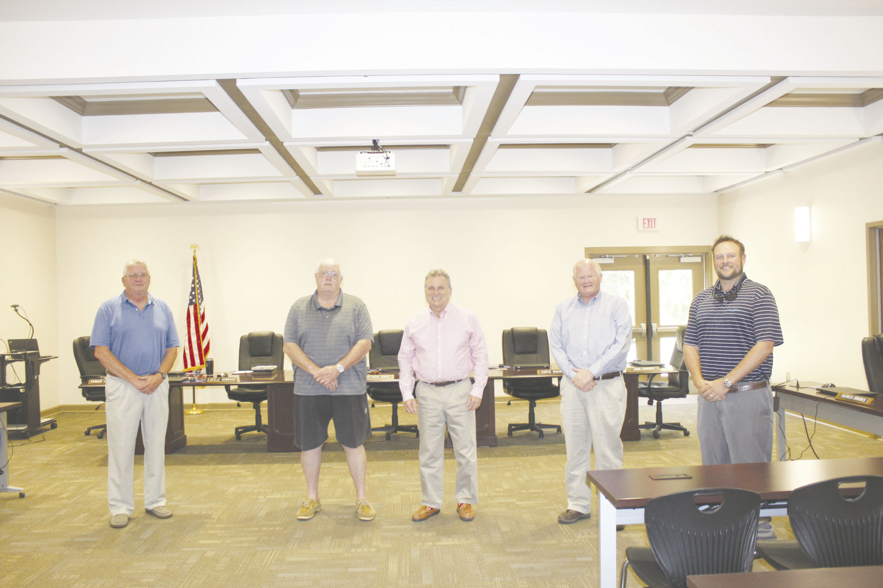 Congressman Carter visits BOE